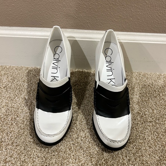 Calvin Klein Heels Size 7 - Picture 2 of 4